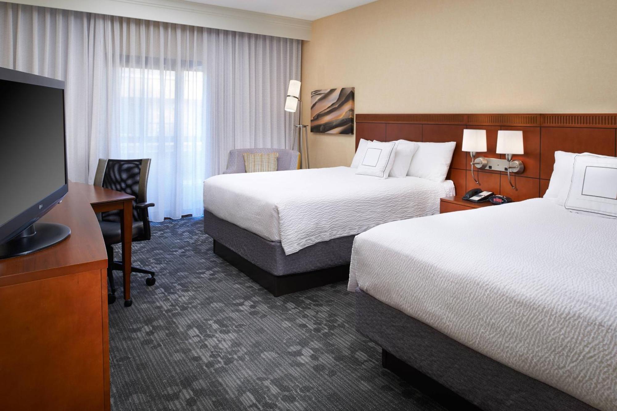 Courtyard By Marriott Lexington North Hotel Ngoại thất bức ảnh